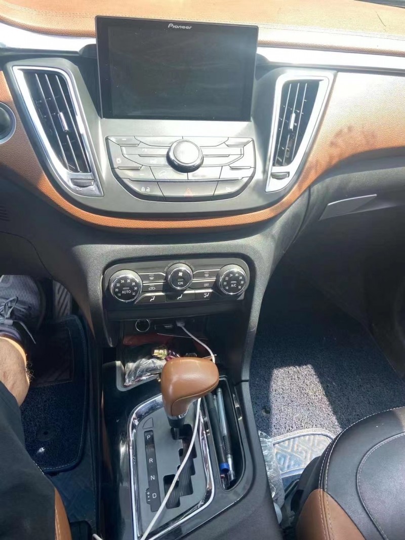 保定17年东南汽车DX74