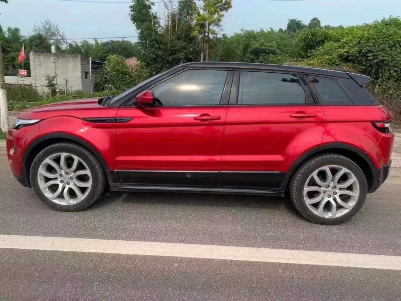 成都14年路虎极光7