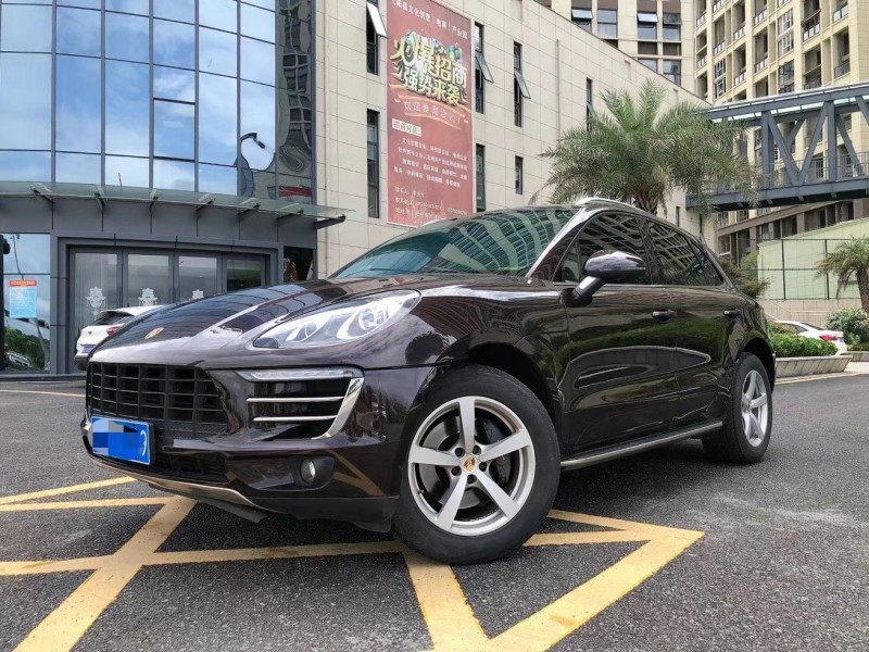 新余18年保時捷Macan3