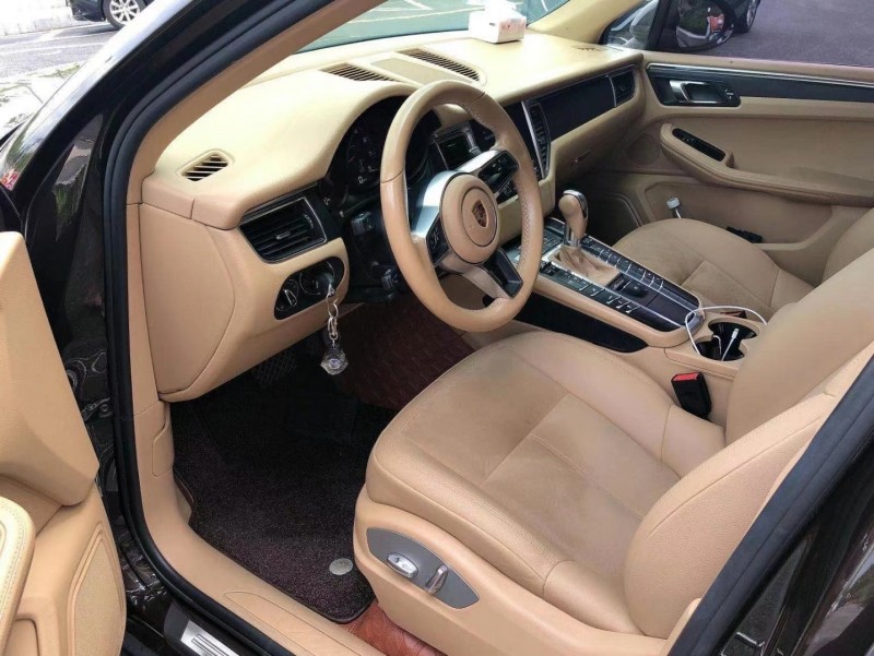 新余18年保時捷Macan5