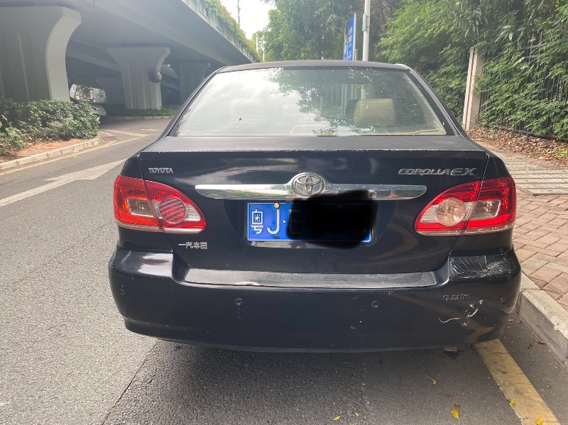 深圳10年丰田花冠8