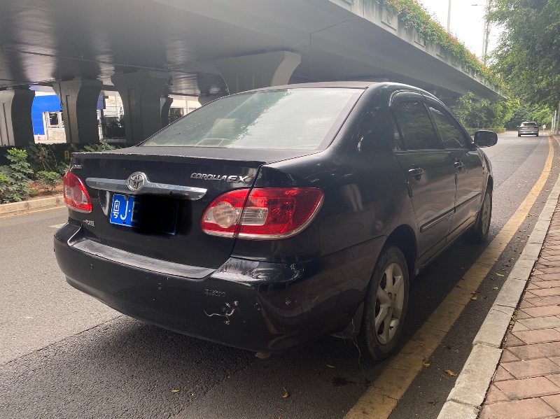 深圳10年丰田花冠9