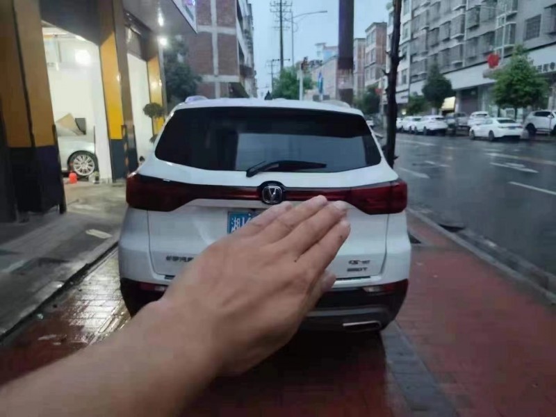 武汉21年长安汽车CS154