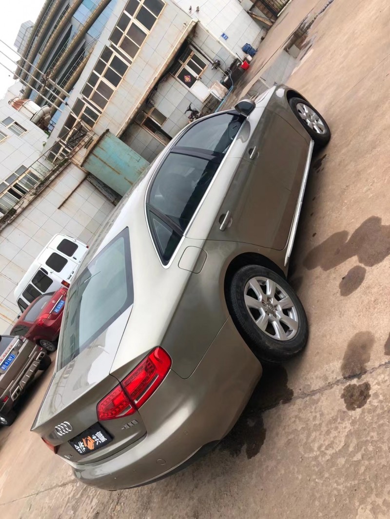 青岛12年奥迪A4L5