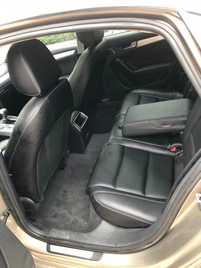 青岛12年奥迪A4L9