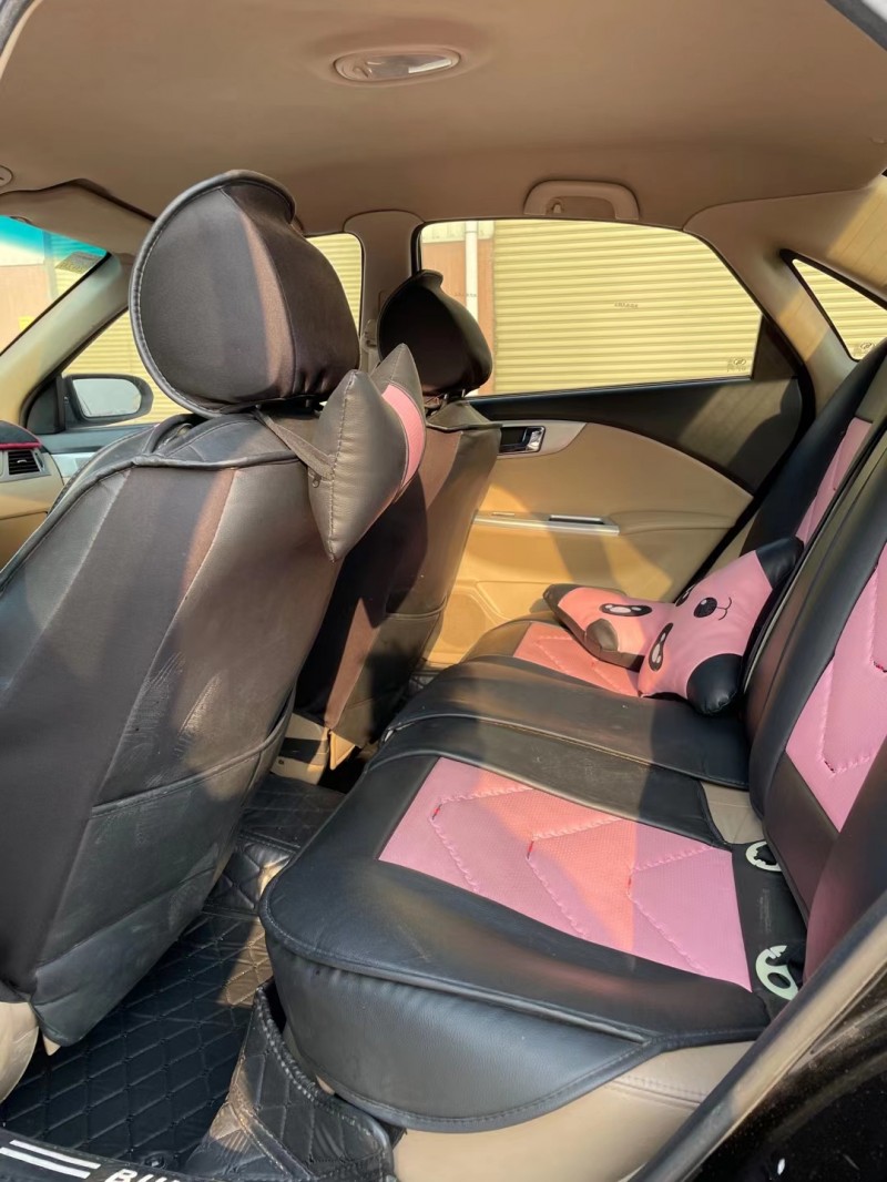 东莞12年别克凯越8