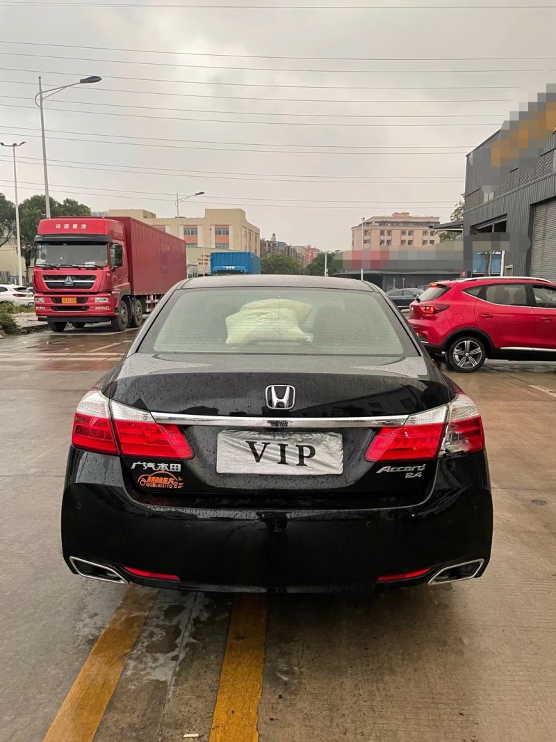 东莞14年本田雅阁5