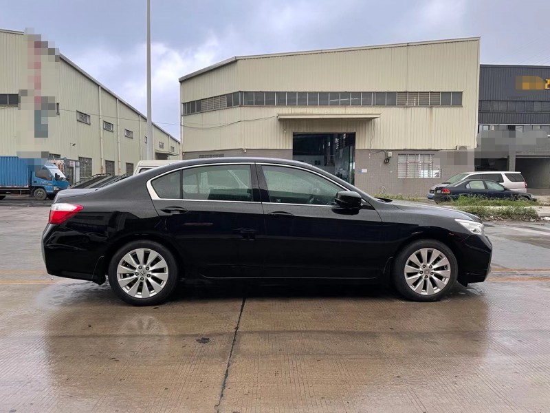 东莞14年本田雅阁6