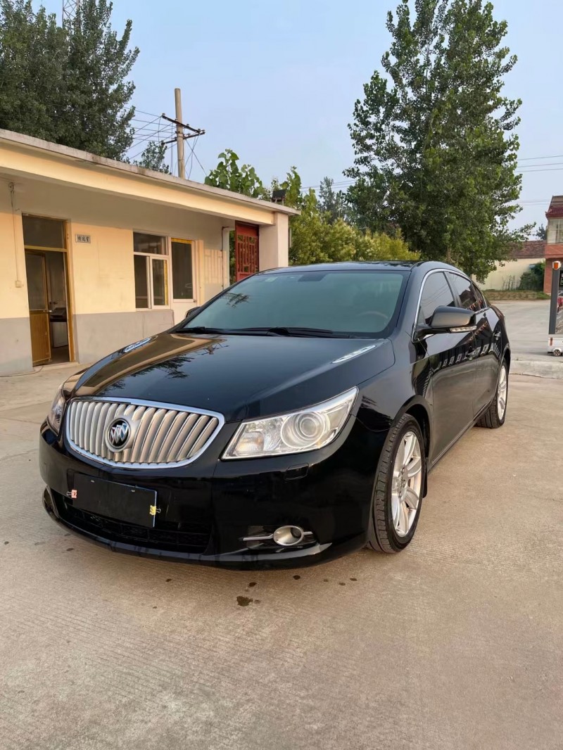 徐州11年别克君越2