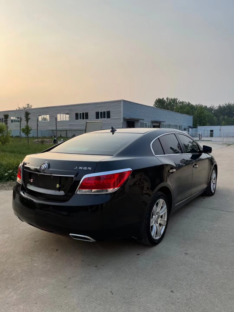 徐州11年别克君越4