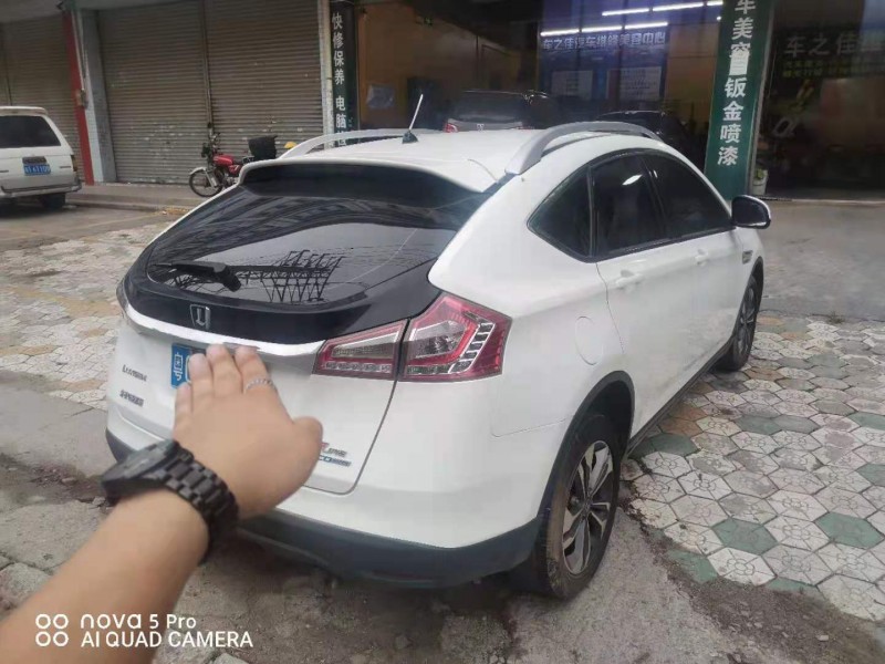中山16年纳智捷优6 SUV3