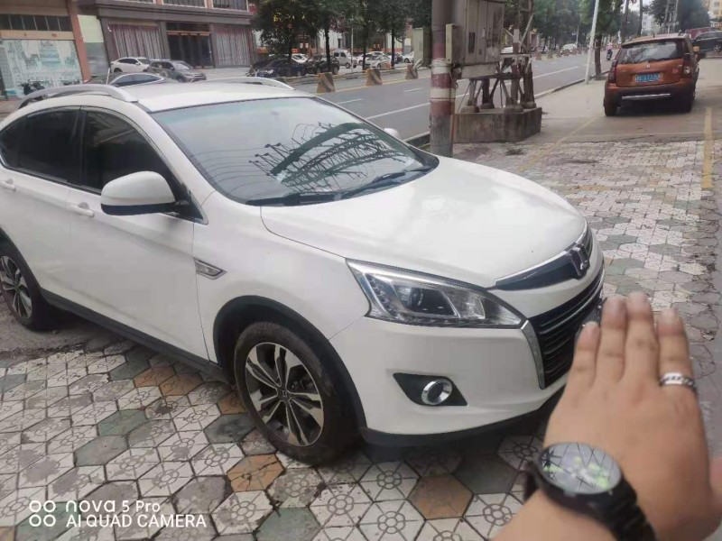 中山16年纳智捷优6 SUV2