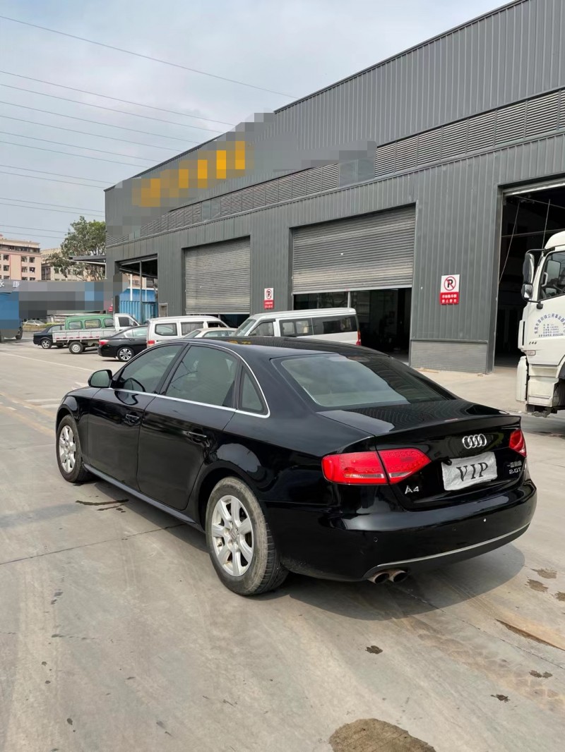 东莞12年奥迪A4L5