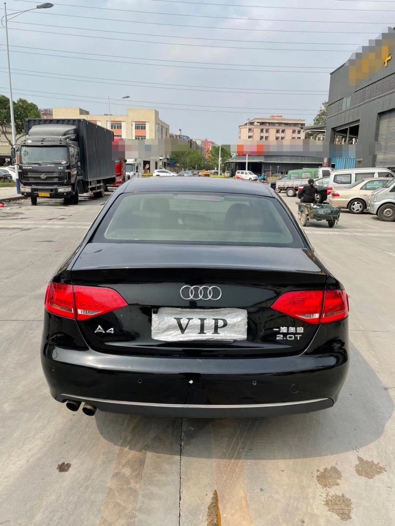 东莞12年奥迪A4L6