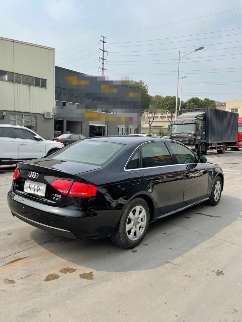 东莞12年奥迪A4L4