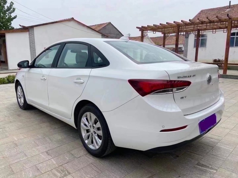 潍坊18年别克英朗7