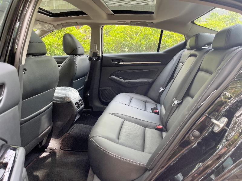 深圳21年日产天籁5