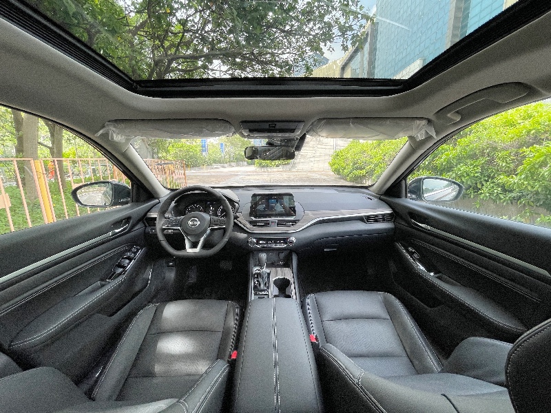 深圳21年日产天籁4