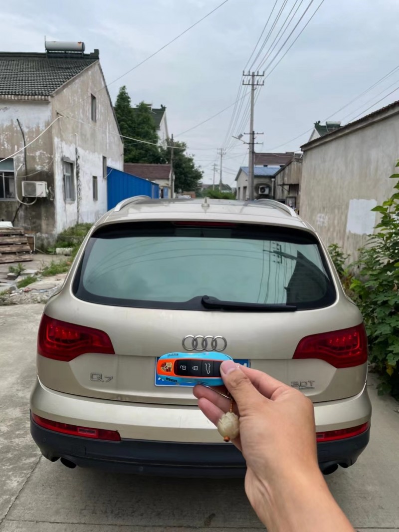 常州12年奧迪Q72