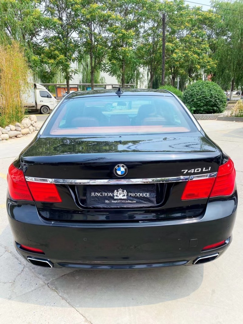 保定11年宝马7系2