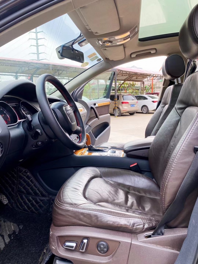 保定10年奥迪Q75