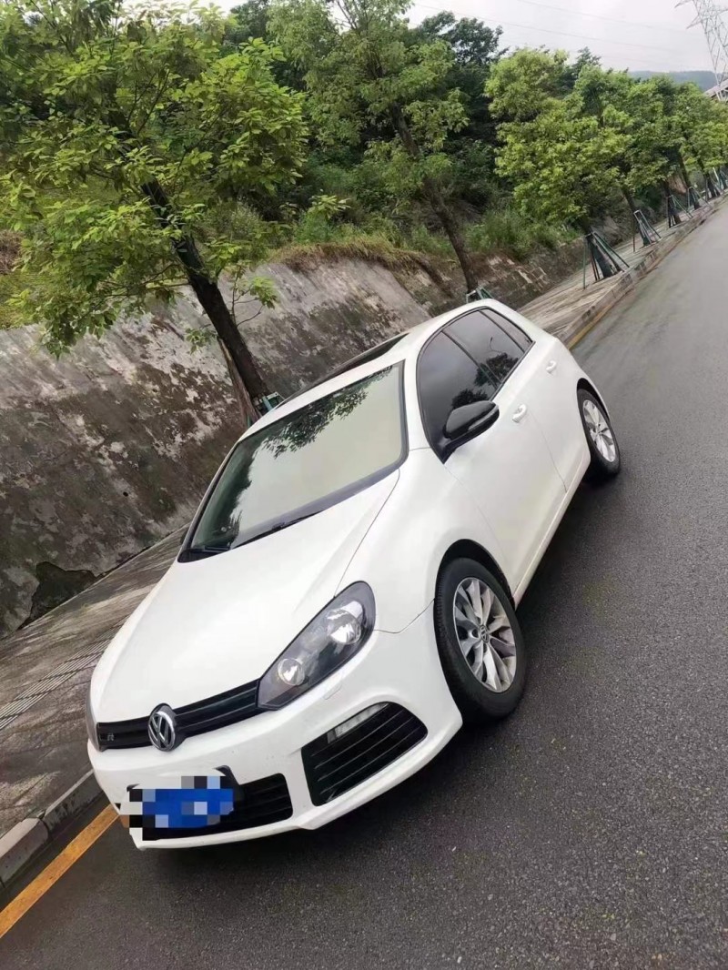 成都13年大众高尔夫2