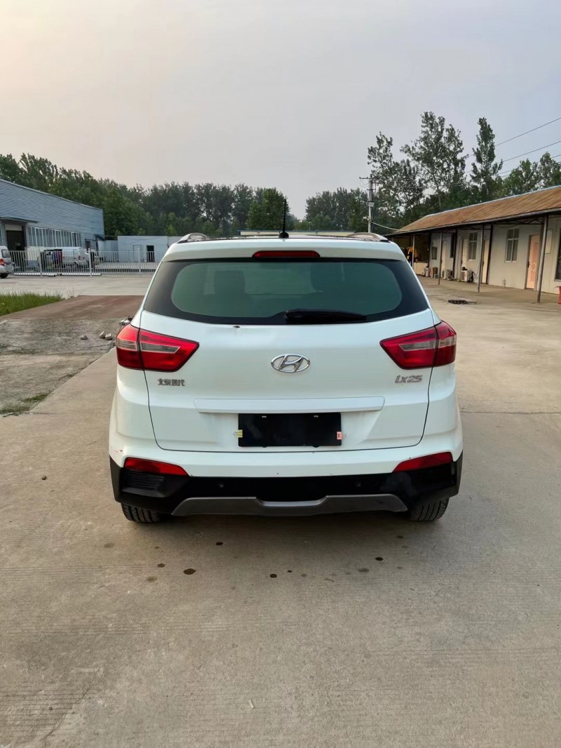 徐州抵押车16年现代ix25出售