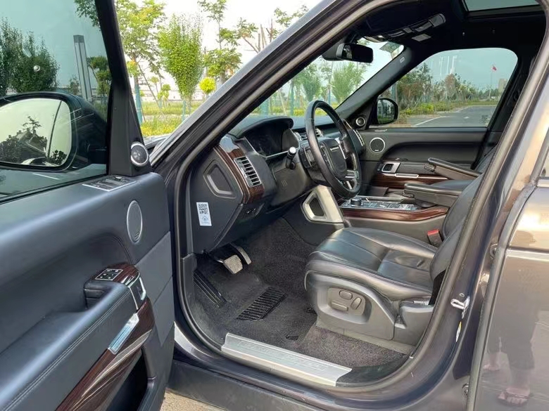 盐城15年路虎揽胜行政4