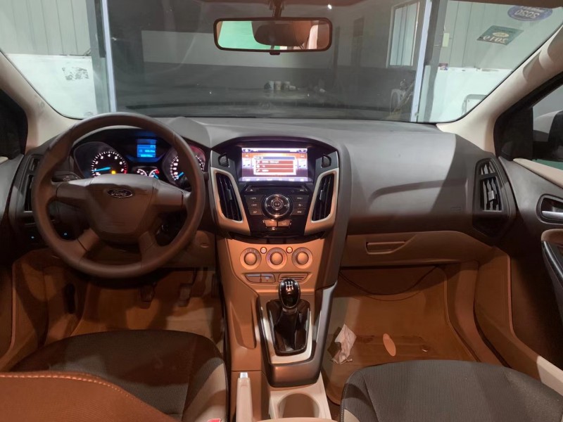 徐州15年福特福克斯4