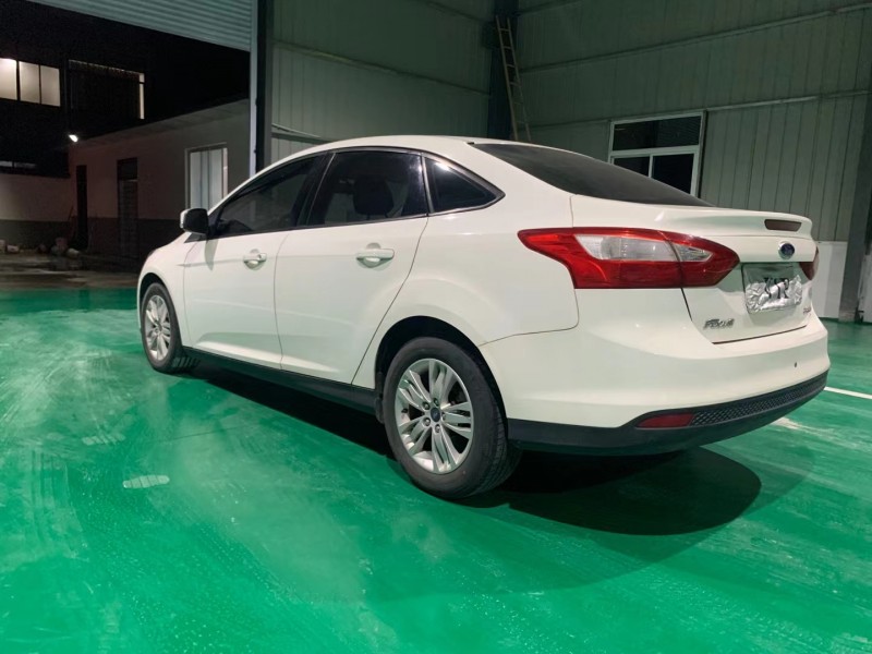 徐州15年福特福克斯7