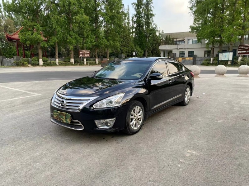 徐州14年日產天籟3