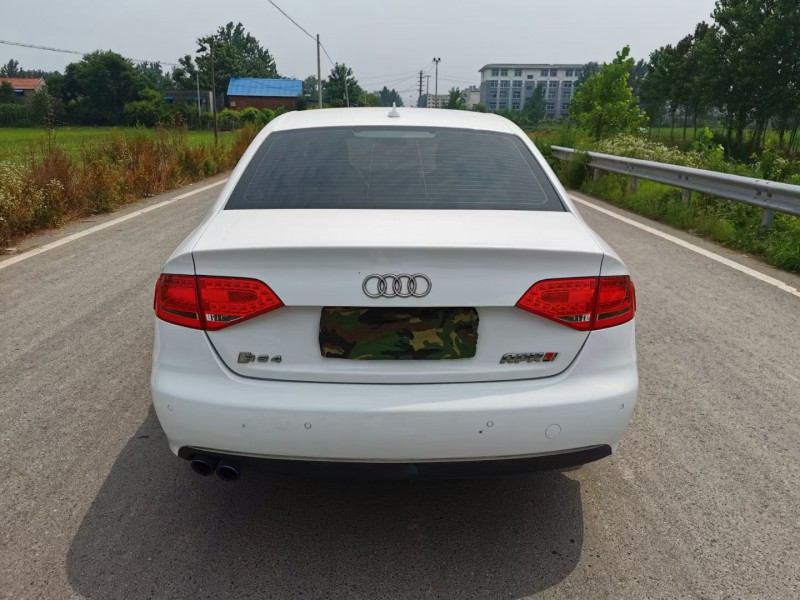 徐州11年奥迪A4L4