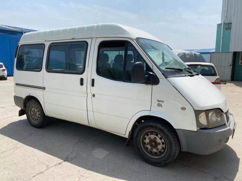 青岛12年福特全顺4