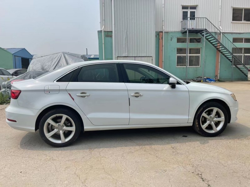 青岛15年奥迪A35