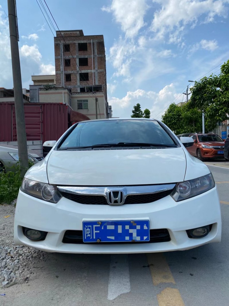 广州11年本田思域9