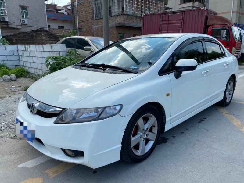 广州11年本田思域7