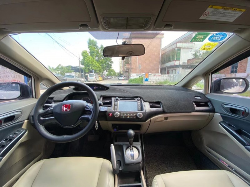 广州11年本田思域3