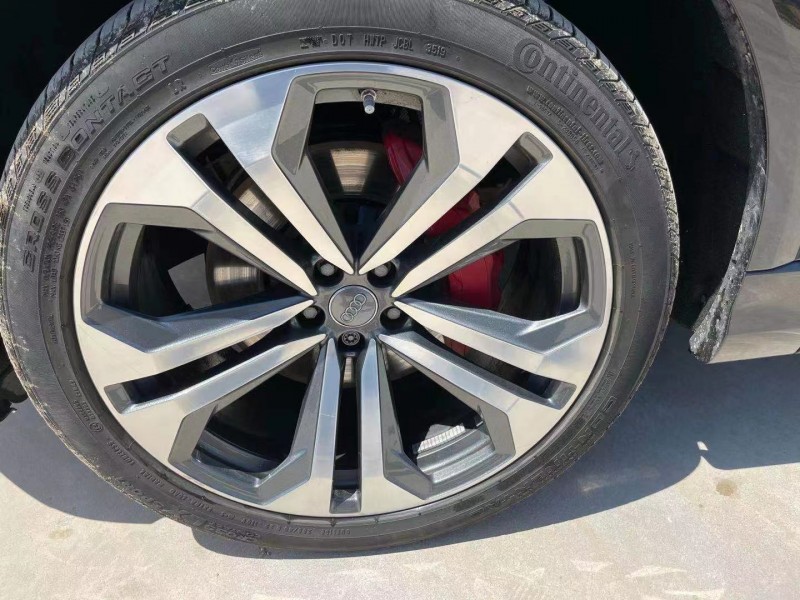 青岛19年奥迪Q83