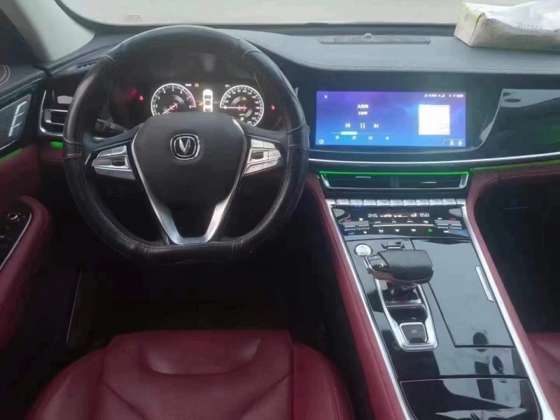 北京19年長安汽車CS858