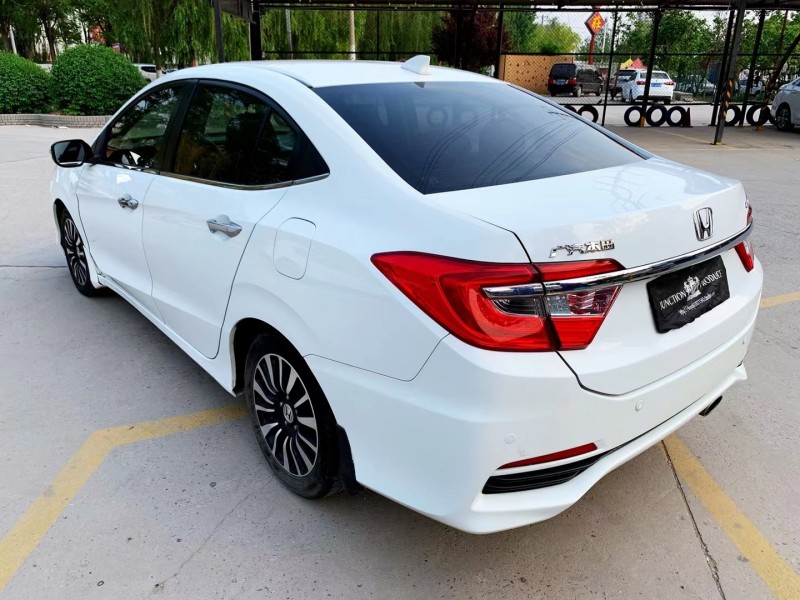 保定15年本田凌派5