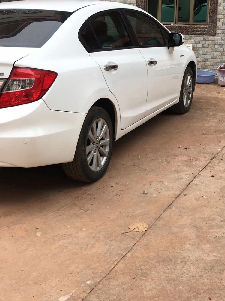 广州13年本田思域2