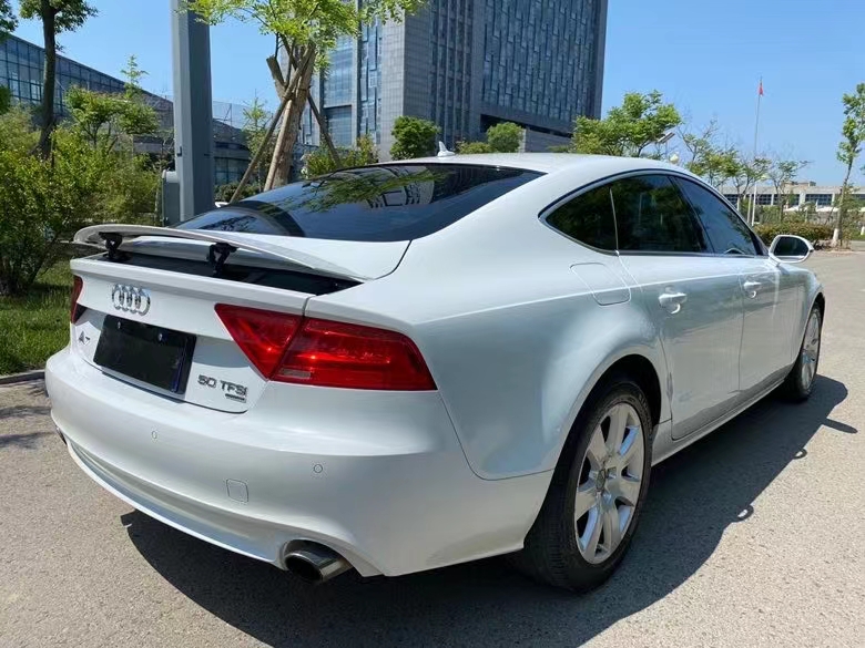 盐城抵押车14年奥迪a7出售