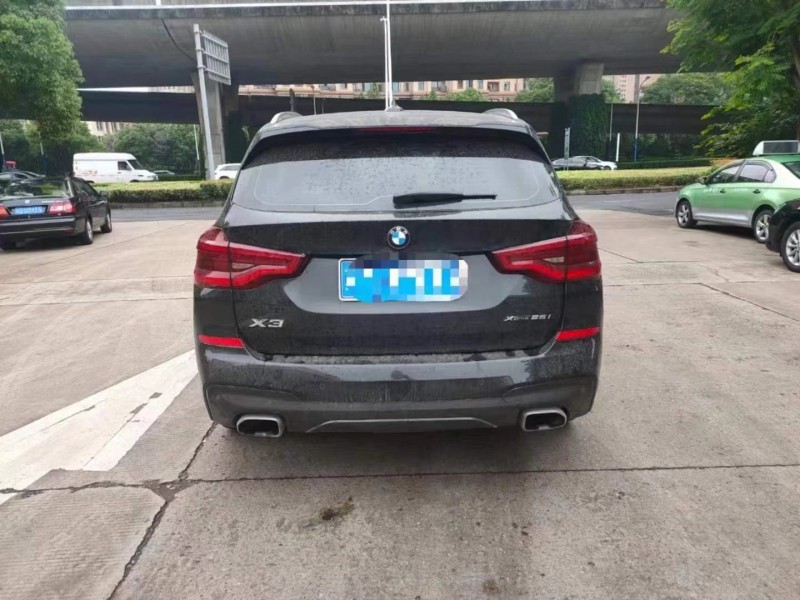 泰安20年寶馬X39