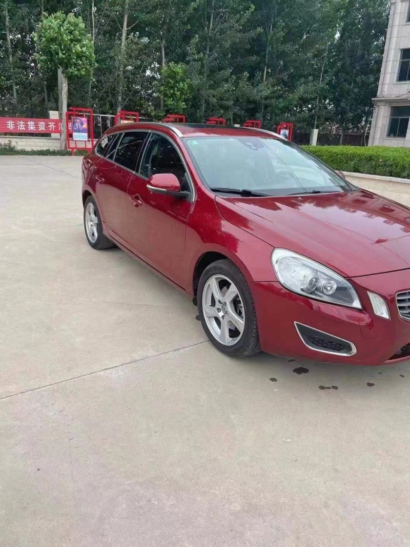 泰安13年沃爾沃V602