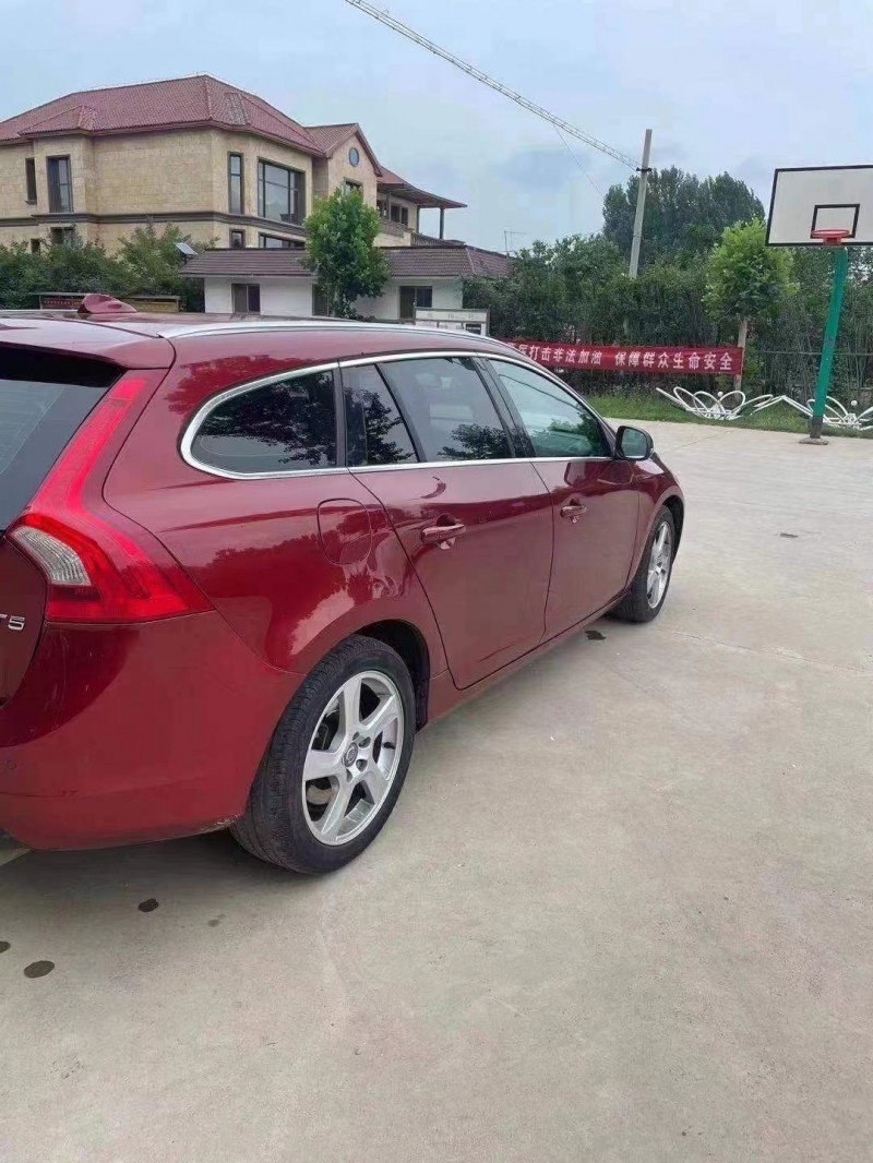 泰安13年沃爾沃V608