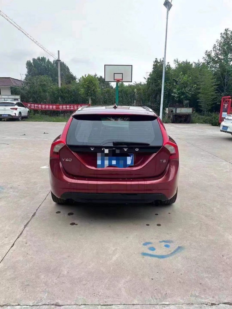 泰安13年沃爾沃V609