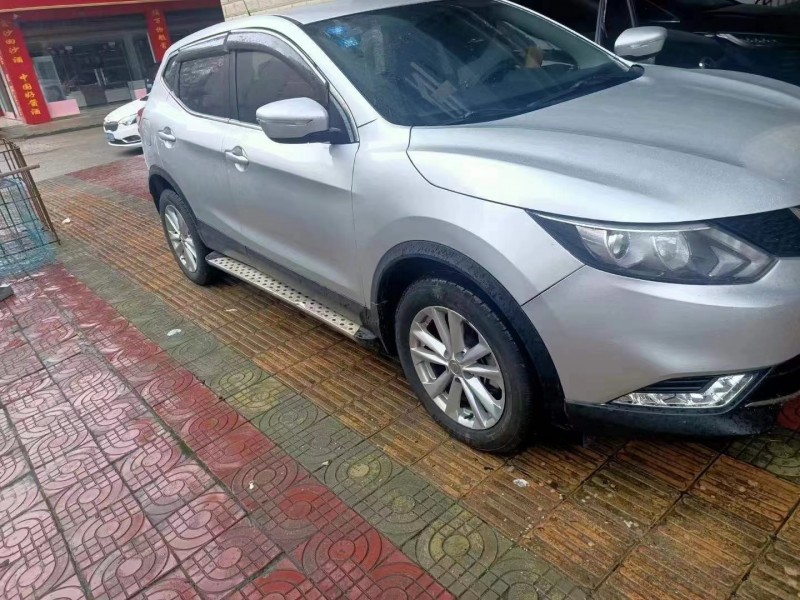 益阳16年日产逍客3