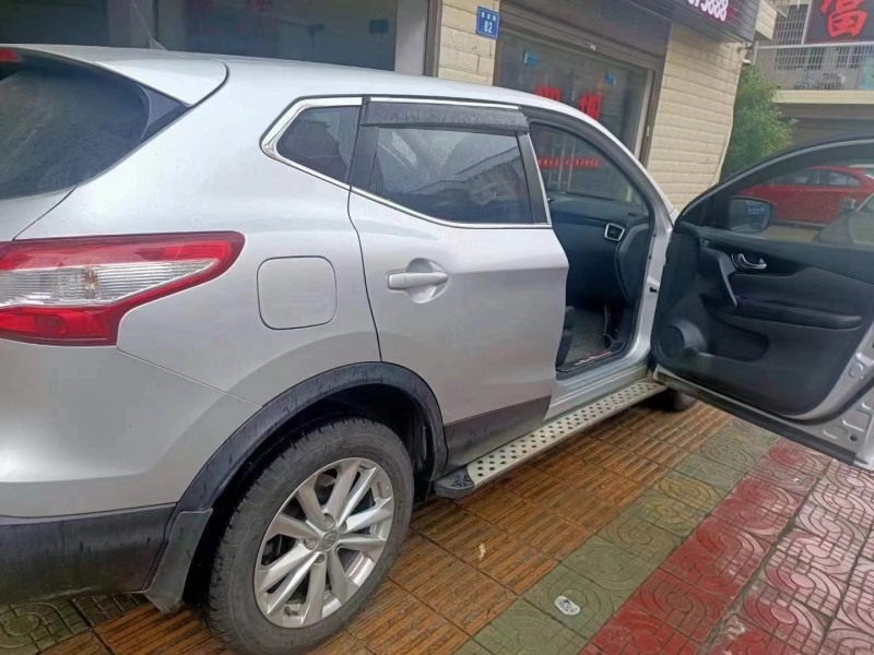 益阳16年日产逍客7