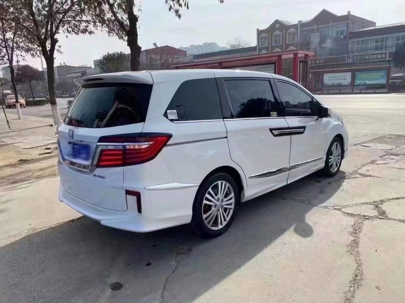 保定18年本田艾力绅7