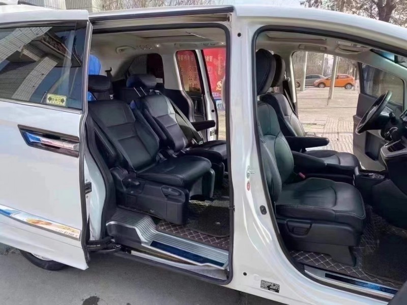 保定18年本田艾力绅9